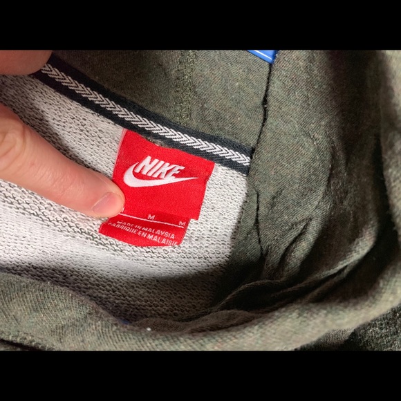 Nike hoodie - Picture 2 of 3